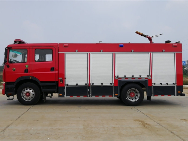 JDF5171GXFSG70/E6型水罐消防車