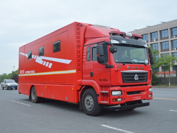 JDF5180TSYZ6型宿營(yíng)車(chē)
