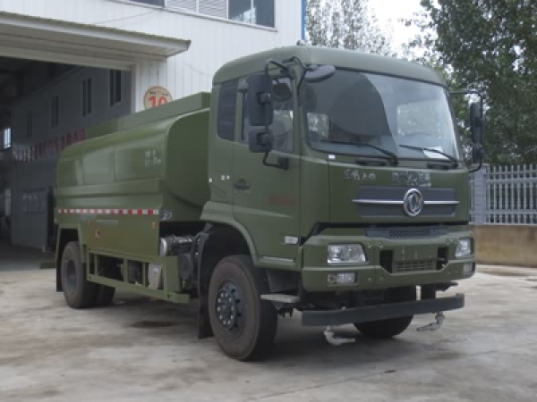 東風4×4消防灑水車