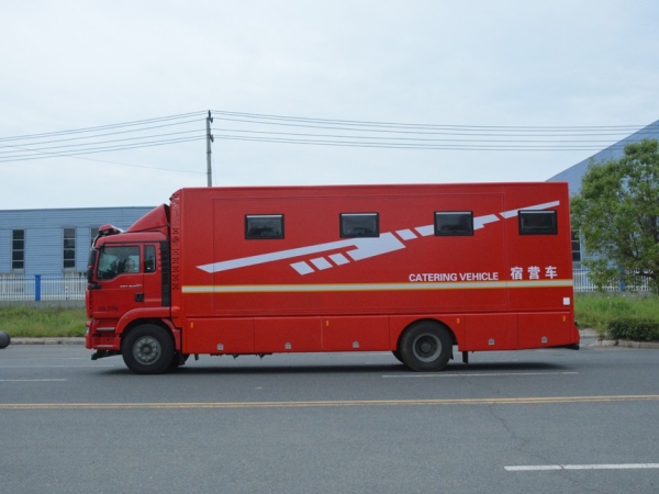JDF5180TSYZ6型宿營(yíng)車(chē)