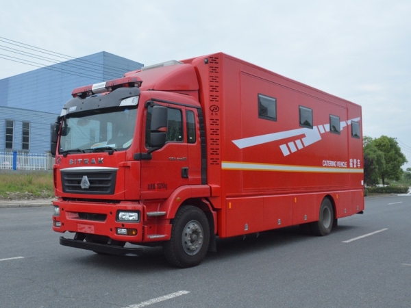 JDF5180TSYZ6型宿營(yíng)車(chē)