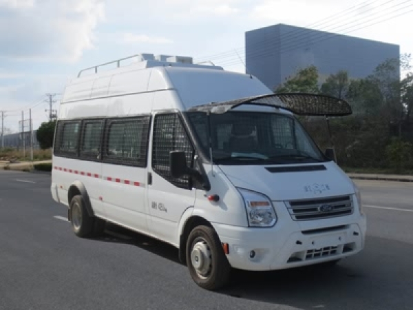 江鈴10-12座運(yùn)兵車